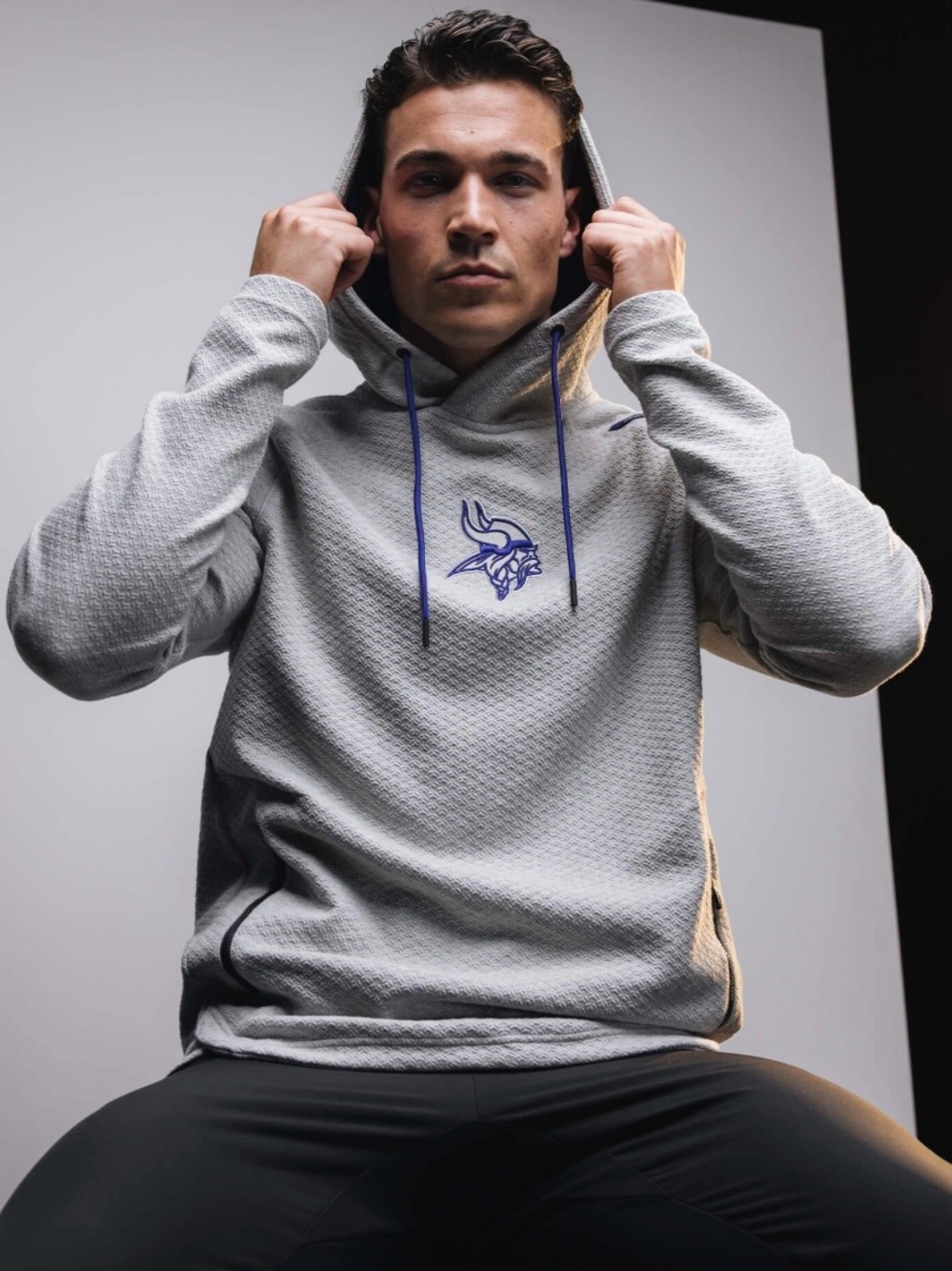 UNRL X VIKINGS ELEVATION HOODIE, Mens Medium, LIMITED EDITION, Like New